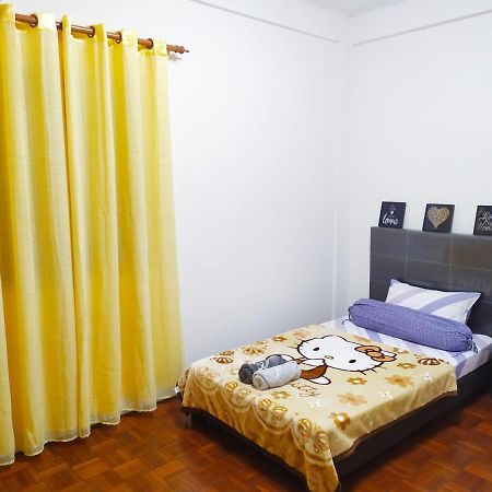 Victoria Homestay Sibu - Next To Shopping Complex & Large Car Park Area With Autogate Esterno foto